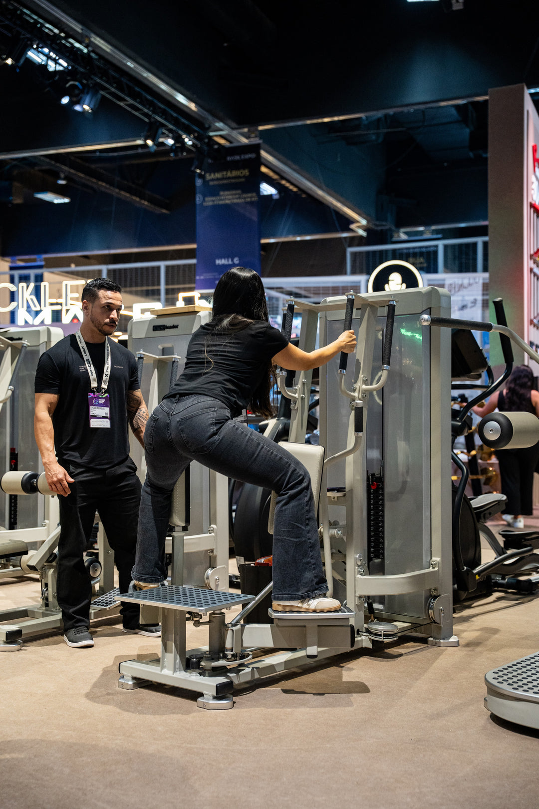 Standing Hip Adductor · Vista 2